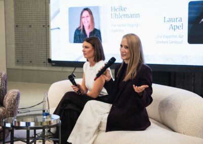 Laura Apel im Paneltalk „Selling High Value“